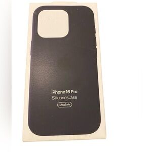 Apple~iPhone 16 Pro Silicone Case - 
Dark Black
MagSafe
New